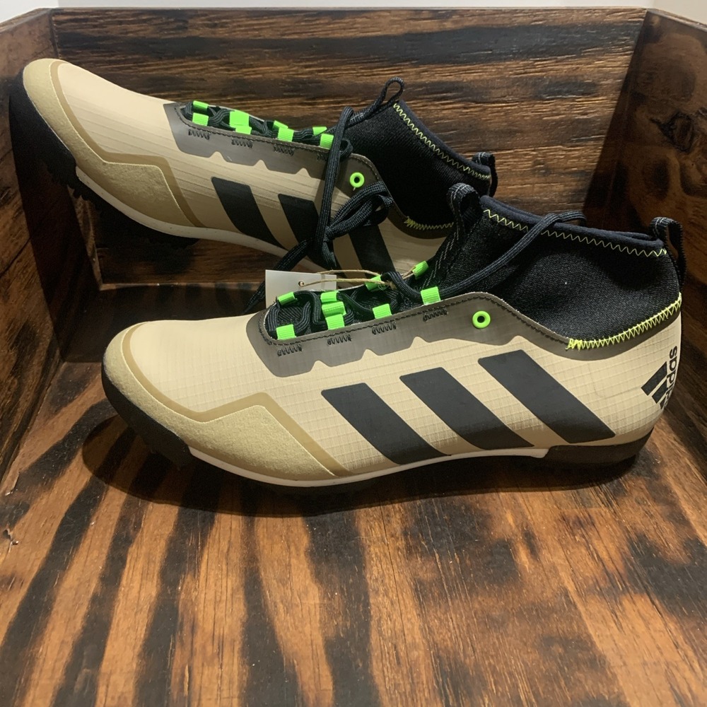 Adidas The Gravel Shoes Hiking Men's Size 9 Beige &‎ Black Sneakers GX1664 New